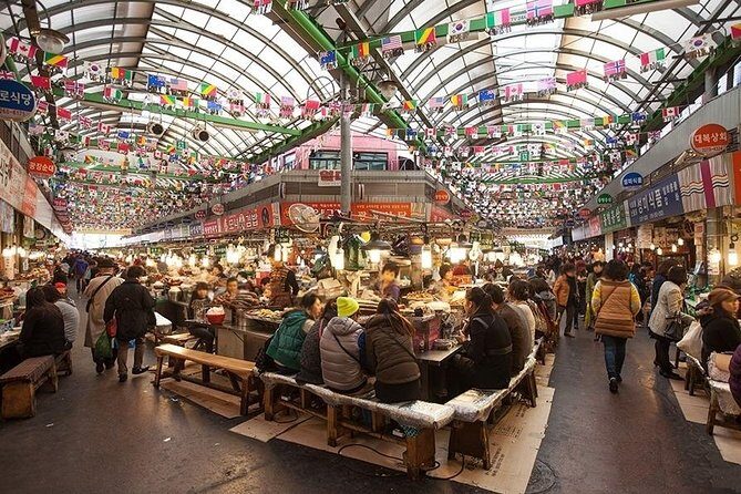 Best of Seoul Shopping Tour - The Cheongha-Koryeo Ginseng Shopping Center: what it is and how to approach it