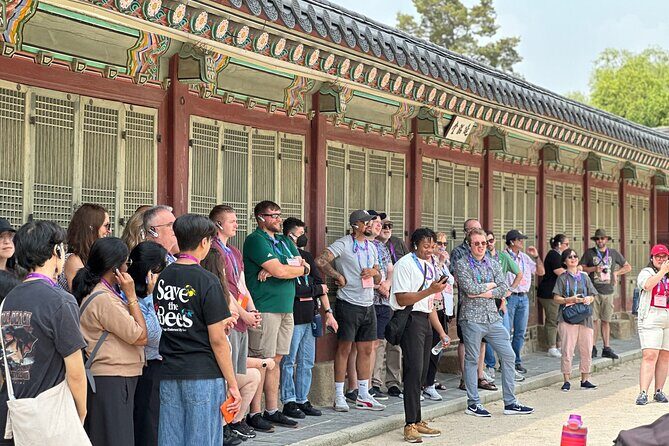 Best Seoul City Tour (Gyeongbokgung Palace,Insadong,Namsan Tower) - Meeting Up, Pickup, and the Group-Day Reality