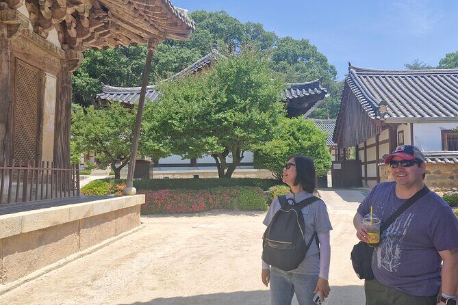 Busan Comfortable Private Tour For 4hours - Passing Busan Port and Yeongdo Bridge: more meaning than it sounds