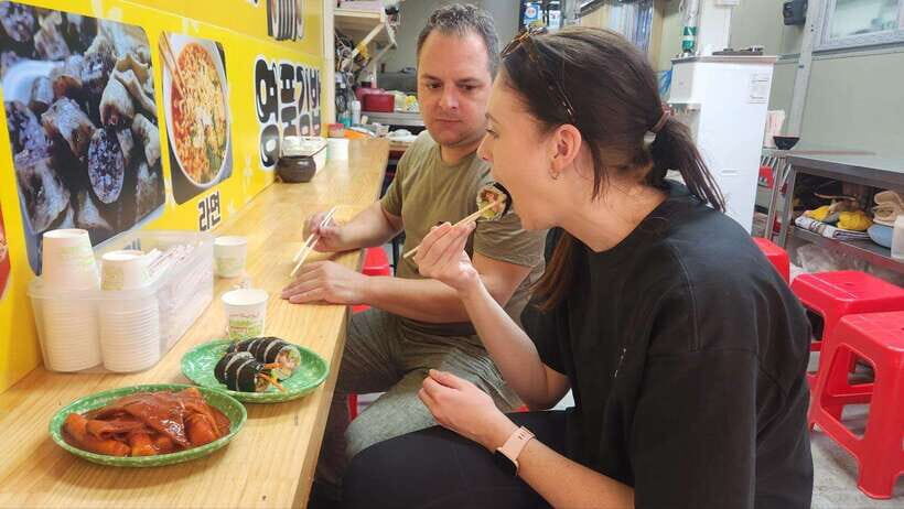 Busan: Food Market Tour. Smash Seafoods and Street foods - Street food at Busan’s largest food market: more than snacks