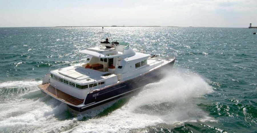 Busan: Group Sightseeing Yacht Cruise with Snacks and Drinks - Fireworks over the water: timing, viewing, and how to plan your seat