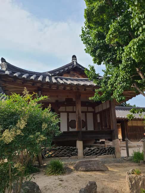 Busan: Gyeongju UNESCO Legacy Tour with National Museum - Swap option: Donggung Palace & Wolji vs the museum