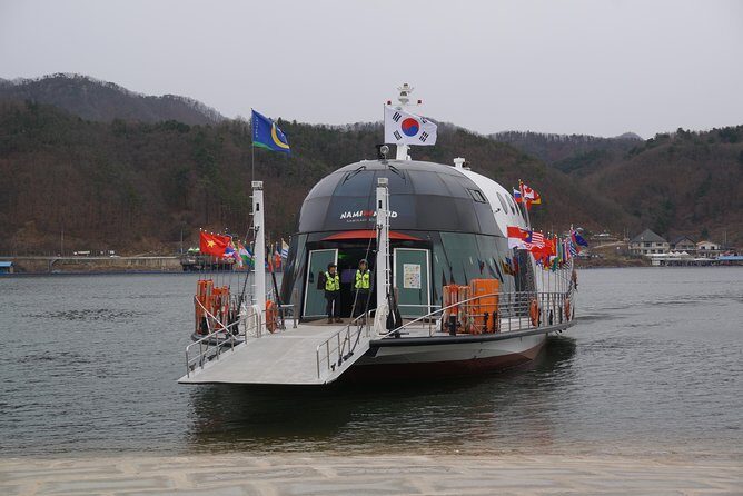 Customized Private Seoul tour: Palace, Market etc(Airport Option) - DMZ: the included-ticket highlight you should anchor early