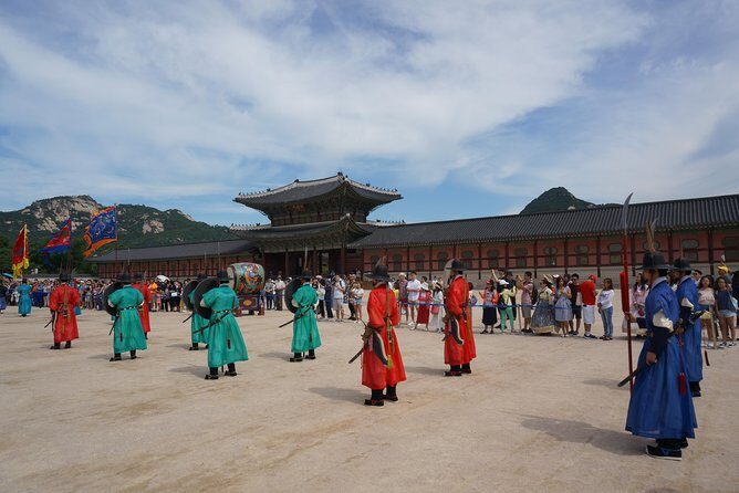 Customized Private Seoul tour: Palace, Market etc(Airport Option) - Nami Island, the Morning Calm Garden, and the Railbike: your scenic half-day