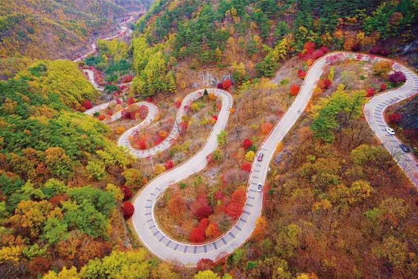 Danyang Tour:Guinsa Temple & Bobaljae & Cheongpung Cable Car - Cheongpung Hoban Cable Car: the ride over Cheongpungho Lake