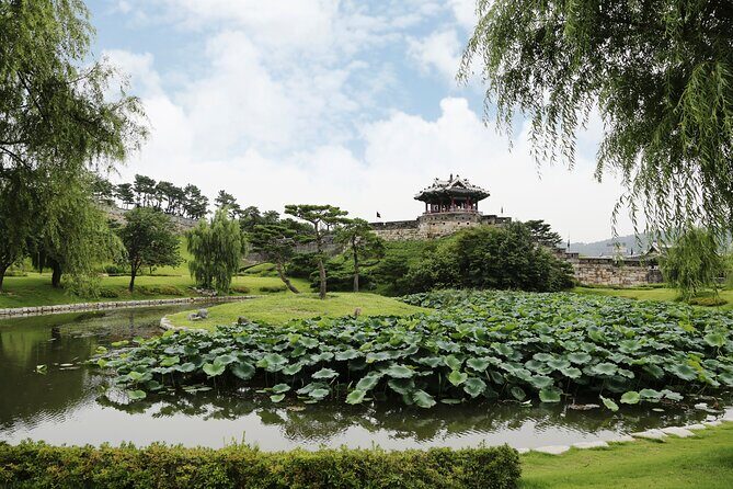Day Trip to UNESCO: Suwon Fortress Adventure from Seoul - Hwaseong Fortress: Joseon Power Built into the Walls
