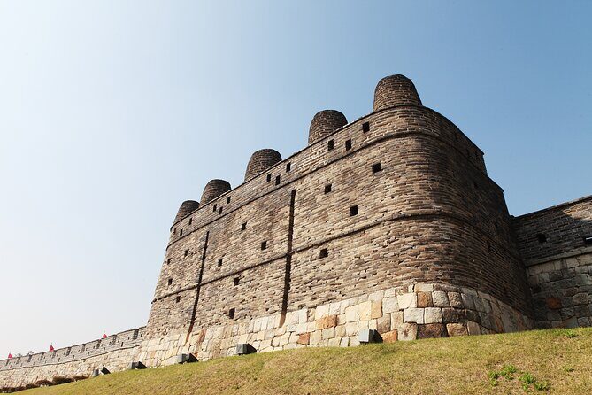 Day Trip to UNESCO: Suwon Fortress Adventure from Seoul - Meeting Point Details: Don’t Lose Time on Day One