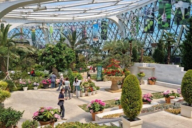 DIY Seoul Private Tour: Select 4 places you want to go - DDP, COEX, The Hyundai, and Myeongdong: Seoul’s Modern Trade Routes