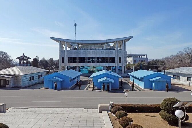 DMZ Private Tour Admission Incl. - Tongilchon-gil: Unification Village and the Ginseng Detail