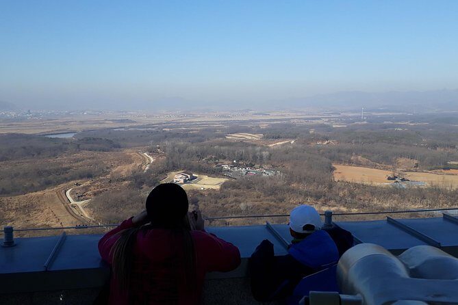DMZ tour pick up & drop off at Incheon airport - Dorasan Observatory: using the telescope toward North Korea
