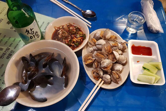 Drinking and Eating through the Alleys of Seoul - What This Tour Feels Like (and Why It Works)