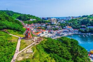 Enchanting Oedo Island Day Tour from Busan with Windy Hill - Oedo Island in about 3 hours: what you’ll actually have time for
