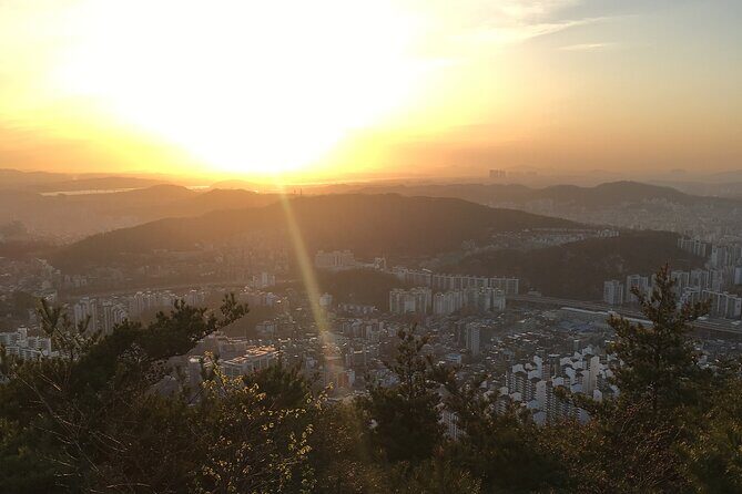Fortress Night Hike & Snack at a Local Market - Why Inwangsan Fortress Night Views Work So Well