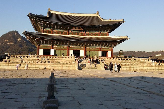 Full Day- Essential Seoul City Tour & Gourmet Tour(including Lunch and Dinner) - Folk Museum + Bukchon hanok blocks: traditional life in real space