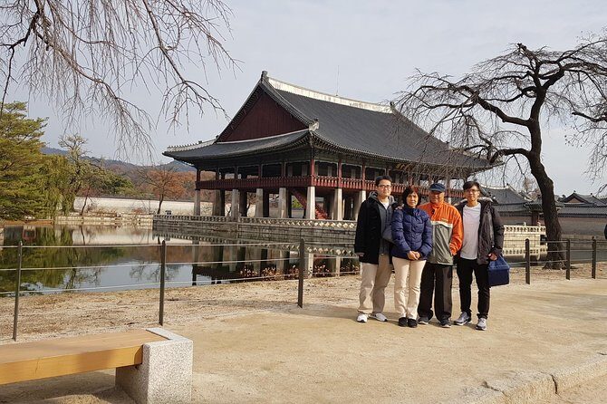 Full Day- Essential Seoul City Tour & Gourmet Tour(including Lunch and Dinner) - Jogyesa Temple and Insadong’s culture streets