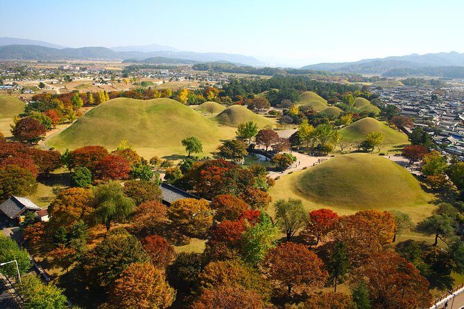 Full day Private Gyeongju UNESCO Heritage Tour : a glimpse into Silla - Gyeongju Gyochon Traditional Village: hanok streets around Cheomseongdae