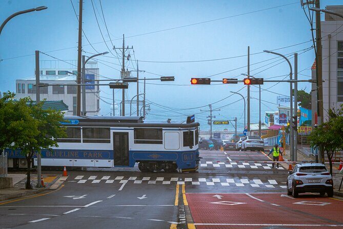 Full-Day Tour Unmissable things to do in Busan - Cheongsapo Daritdol Skywalk: The Photo Stop With a View