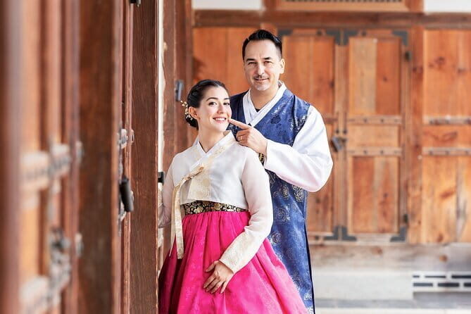Gyeongbokgung Hanbok Photoshoot - Who this is best for (and who should rethink it)