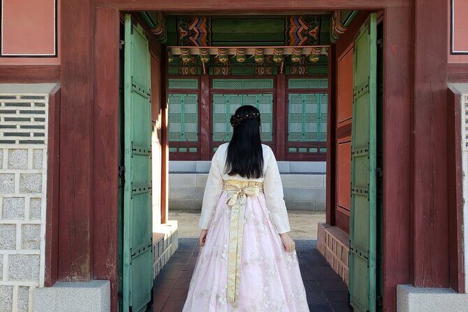 Gyeongbokgung Palace Hanbok Rental Experience in Seoul - Price and Value vs Seoul’s Many Hanbok Shops