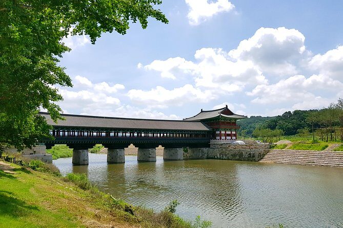 Gyeongju UNESCO World Heritage Sites and History Full-Day Tour with Lunch - Lunch, tickets, and dietary requests: where the value shows