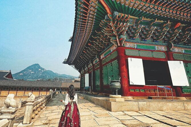 Hanbok Photoshoot and History Tour at Gyeongbokgung Palace - What to wear, bring, and plan for during a 2 to 3 hour palace day