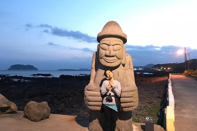 Jeju Customize Private VAN Tour of East or West or South (~8pax) - O’sulloc Tea Museum: A Scenic Break That Doesn’t Waste Your Time