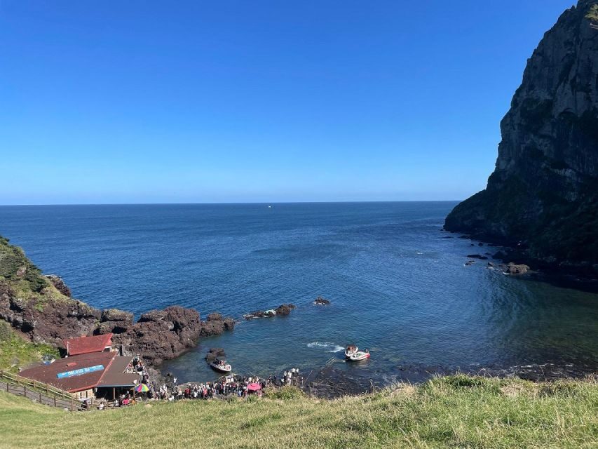 Jeju: East Tour with Sunrise Peak, Seongeup & Coastal Views - Seongeup Folk Village: Jeju Heritage Beyond the Photo Stops
