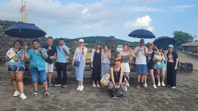 Jeju Eastern Highlight Tour with Women divers show - Seopjikoji: K-drama film locations and a lighthouse walk