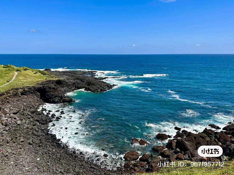 Jeju: Eastern UNESCO Sites Tour with Haenyeo Show - Saryeoni Forest Path: a guided hour to cool down