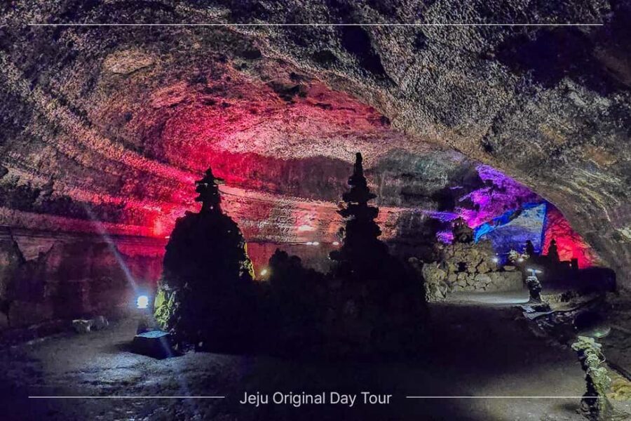 Jeju Island: Full-Day East Jeju Bus Tour with Entry Fees - Seongsan Ilchulbong: the UNESCO crater you climb