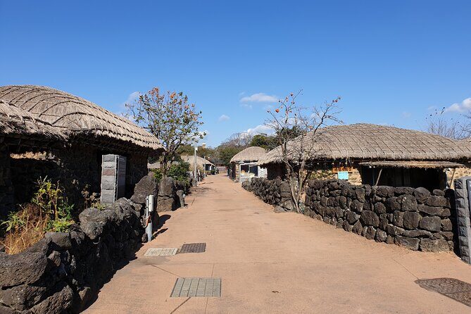 Jeju island Private Tour - UNESCO Day Tour & Haenyeo Performance - UNESCO Seongsan Ilchulbong and the 2pm haenyeo show