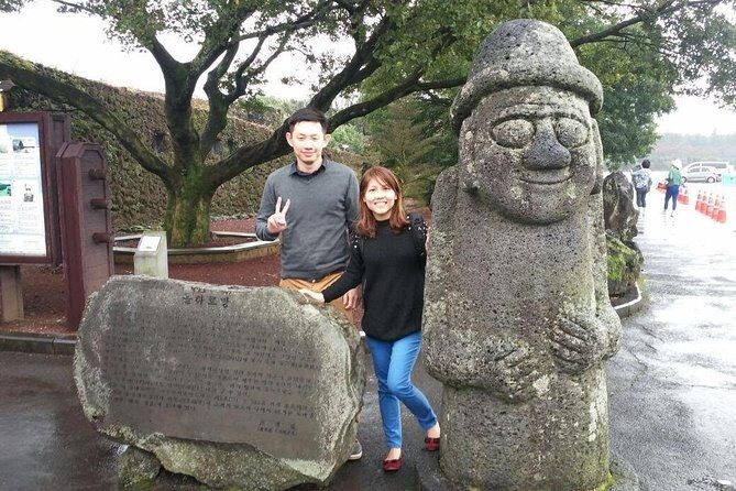 Jeju Private Full day tour of UNESCO Day Tour - Jeju Stone Park: myth-based stone culture (and an easy win for many days)