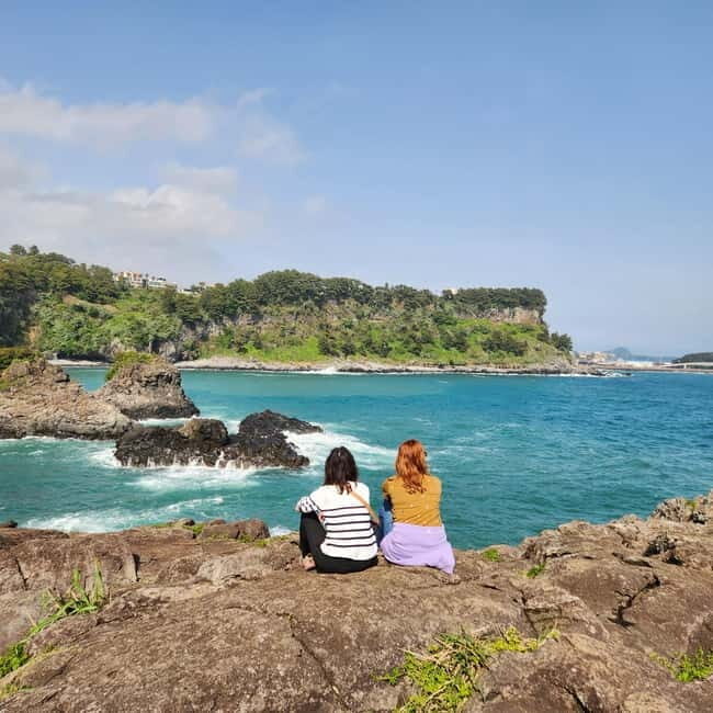 Jeju Southern: Mt.Hallasan and UNESCO Geopark Bus Tour - Hallasan on foot: the Eoseungsaengak Trail hike
