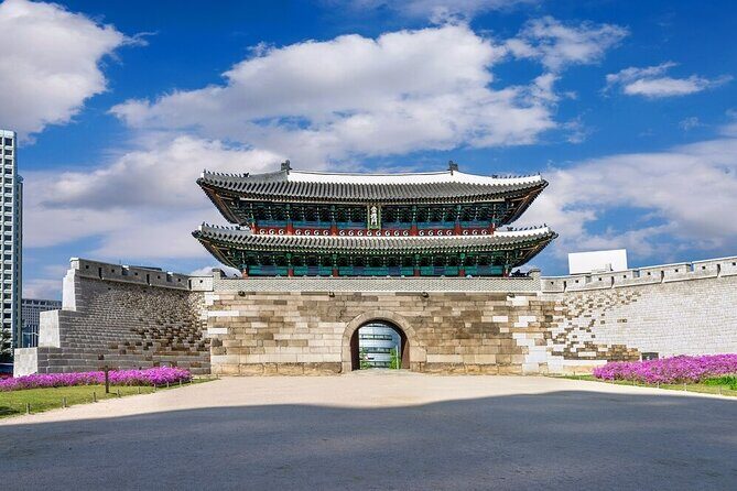 Layover & Stopover in Seoul/private Tour - Namdaemun Market: where Seoul shopping feels like Seoul
