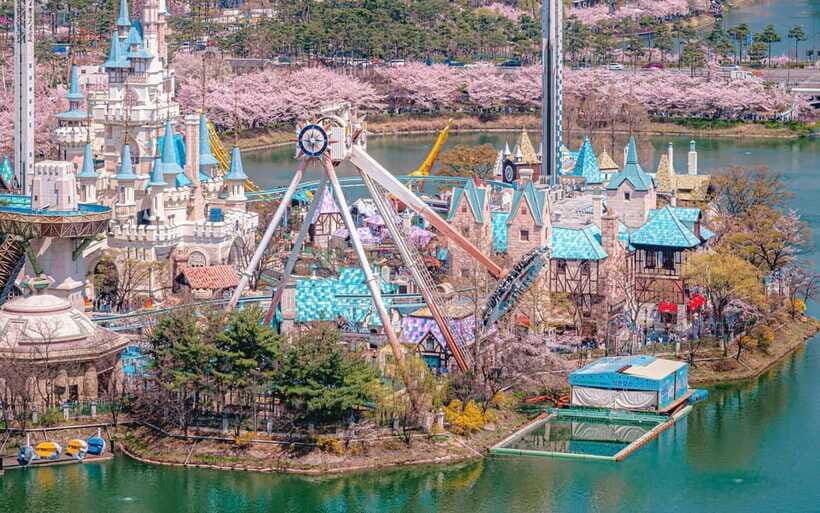 Lotte World Seoul Entry Ticket - Lotte World Tower and the Mall: More Than Just Rides