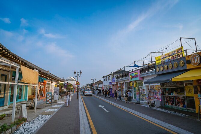 Old Korea Thousand History Tour of Gyeongju from Busan - Woljeonggyo Bridge at Night: The Best Photo Reward for Your Feet