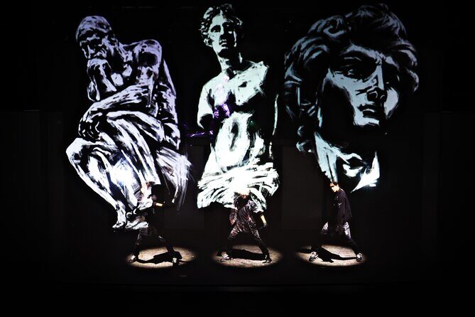 Painters Show in Gwanghwamun Theater (nearby Seodaemun station) - The show flow: live drawing meets 3D visuals and music
