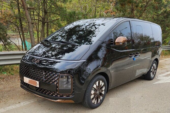 Private Airport Transfer <em> Incheon Airport <-> Seoul (1-5 people) – Key Things to Know Before You Ride’ /></p>
<ul>
<li><strong>Gate or lobby meet-up that matches your schedule</strong> instead of wandering the airport looking for a sign</li>
<li><strong>Up to 5 people in a private car</strong> so you’re not packed like luggage on public transit</li>
<li><strong>Flight-aware waiting</strong> plus easy communication when arrivals shift</li>
<li><strong>Five-piece standard luggage limit</strong> with clear sizing, and bigger bags can count as two</li>
<li><strong>Child seat costs extra</strong> (paid directly to the driver), and may not be available in busy times</li>
</ul>
<h2 id="incheon-to-seoul-without-the-taxi-hunt">Incheon to Seoul Without the Taxi Hunt</h2>
<p> Incheon Airport <-> Seoul (1-5 people) – Incheon to Seoul Without the Taxi Hunt’ /><br />
Incheon is far enough from central Seoul that “just grab a taxi” often turns into a wait-and-worry plan. This is a one-way private transfer that trades that uncertainty for a scheduled pickup. You’re not relying on luck, app connectivity, or finding the one right line among many.</p>
<p><p>Instead, you’re buying peace of mind. I like that the service is private—only your group rides, which means no shared stops, no unpredictable detours, and no awkward timing games with strangers. That’s a real value point for families, small groups, or anyone arriving after a long flight who wants the ride to start the moment you’re ready.</p>
</p>
<p><p>The trip time is listed as about <strong>1 hour 30 minutes</strong>, but road conditions can change. The useful part here isn’t the exact minute—it’s that you’re starting the transfer with a driver who’s set up to meet you based on your arrival timing, not your hope.</p>
</p>
<div style="margin: 20px 0; padding: 15px 0;"><p>You can also read our reviews of more private tours in Seoul</p><ul style="margin: 10px 0; padding: 0; list-style: none;"><li style="margin: 0 0 10px 0; padding: 0 0 10px 0; border-bottom: 1px solid #eee; display: flex; align-items: flex-start; gap: 12px; line-height: 1.4;"><a href="https://koreaadventures.com/private-dmz-tour-no-shopping-3rd-tunnel-suspension-bridge/" aria-hidden="true" tabindex="-1"><img decoding="async" style="width: 80px; height: 60px; object-fit: cover; border-radius: 4px; flex-shrink: 0;" src="https://koreaadventures.com/wp-content/uploads/2026/05/private-dmz-tour-no-shopping-3rd-tunnel-suspension-bridge-150x150.jpg" alt="" loading="lazy"></a><div><a href="https://koreaadventures.com/private-dmz-tour-no-shopping-3rd-tunnel-suspension-bridge/">Private DMZ Tour (No Shopping): 3rd Tunnel & Suspension Bridge</a><br><span style="font-size: 0.82em; color: #555; margin-top: 2px;"><span style="color: #f5a623;">★</span> 5.0 &middot; 607 reviews</span></div></li><li style="margin: 0 0 10px 0; padding: 0 0 10px 0; border-bottom: 1px solid #eee; display: flex; align-items: flex-start; gap: 12px; line-height: 1.4;"><a href="https://koreaadventures.com/seoul-city-private-full-day-tour-including-lunch/" aria-hidden="true" tabindex="-1"><img decoding="async" style="width: 80px; height: 60px; object-fit: cover; border-radius: 4px; flex-shrink: 0;" src="https://koreaadventures.com/wp-content/uploads/2026/05/seoul-city-private-full-day-tour-including-lunch-150x150.jpg" alt="" loading="lazy"></a><div><a href="https://koreaadventures.com/seoul-city-private-full-day-tour-including-lunch/">Seoul City Private Full-Day Tour Including Lunch</a><br><span style="font-size: 0.82em; color: #555; margin-top: 2px;"><span style="color: #f5a623;">★</span> 5.0 &middot; 469 reviews</span></div></li><li style="margin: 0; padding: 0; border-bottom: none; display: flex; align-items: flex-start; gap: 12px; line-height: 1.4;"><a href="https://koreaadventures.com/private-dmz-the-3rd-tunnel-tour-from-seoul-optional-red-bridge/" aria-hidden="true" tabindex="-1"><img decoding="async" style="width: 80px; height: 60px; object-fit: cover; border-radius: 4px; flex-shrink: 0;" src="https://koreaadventures.com/wp-content/uploads/2026/05/private-dmz-the-3rd-tunnel-tour-from-seoul-optional-red-bridge-150x150.jpg" alt="" loading="lazy"></a><div><a href="https://koreaadventures.com/private-dmz-the-3rd-tunnel-tour-from-seoul-optional-red-bridge/">Private DMZ the 3rd Tunnel Tour from Seoul (optional Red Bridge)</a><br><span style="font-size: 0.82em; color: #555; margin-top: 2px;"><span style="color: #f5a623;">★</span> 5.0 &middot; 429 reviews</span></div></li></ul></div><h2 id="how-the-driver-meets-you-and-why-it-matters">How the Driver Meets You (And Why It Matters)</h2>
<p><img src=