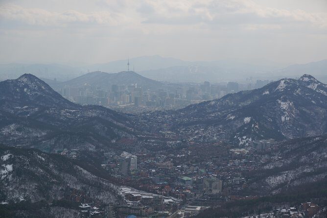 Private Bukhansan Hiking Tour (More Members Less Cost per Person) - How Guides Work the Plan: Chansoo, Jimmy, Kim, Kevin, Chance