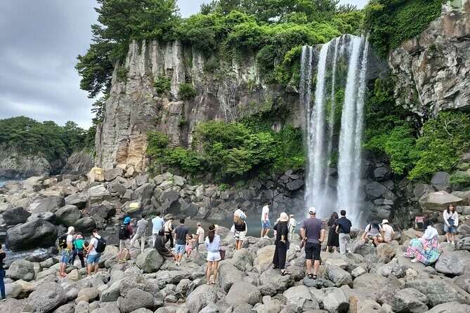 Private Half Day South and West Tour in Jeju Island - Yongmeori Beach: lava that looks like a dragon, plus a haenyeo moment