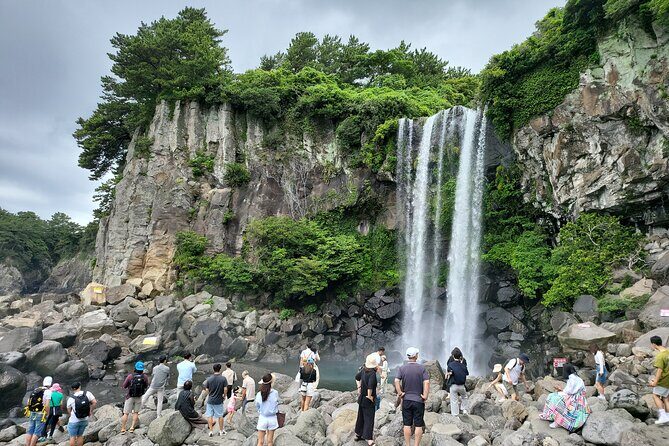 Private Half Day South and West Tour in Jeju Island - Daepo Haean Jusangjeolli Cliff: quadrangular basalt columns in 30 minutes