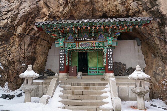 Private Hiking tour to Bukhansan Peak(Baegundae: 836.5m) with Mountain Expert - Who This Private Baegundae Hike Fits Best
