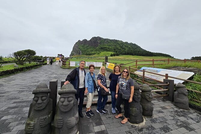 Private Jeju Customized Tour with Local Guide Mr.LEE Hong-min - Monday closures and how to plan around them