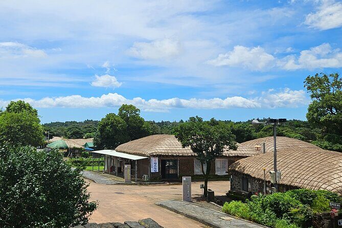 Private Tour in Jeju Island All Inclusive with Lunch - Price and value: what $250 buys you in real terms