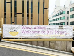 Seoul: BTS K-Pop Star Footsteps Journey Day Tour - Two Itineraries: Regular Seoul Day vs Summer Special Jun–Aug
