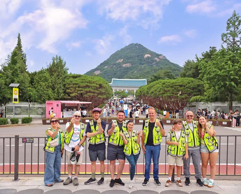 Seoul: City Highlights Morning eBike Tour - Tongin Traditional Market: snack time that actually matters