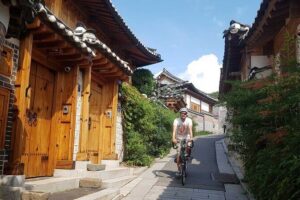 Seoul E-bike Tour - Meeting point and timing: arrive early so the ride stays smooth