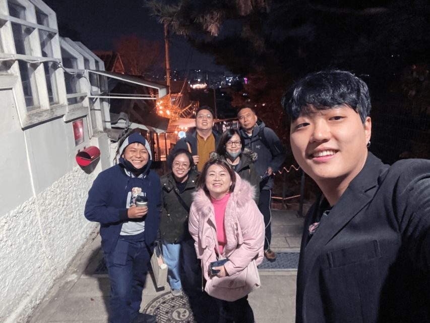 Seoul: Guided City Wall Sunset Hike with Korean Dinner - Café Stop with Your Included Drink: Views While Your Legs Recover