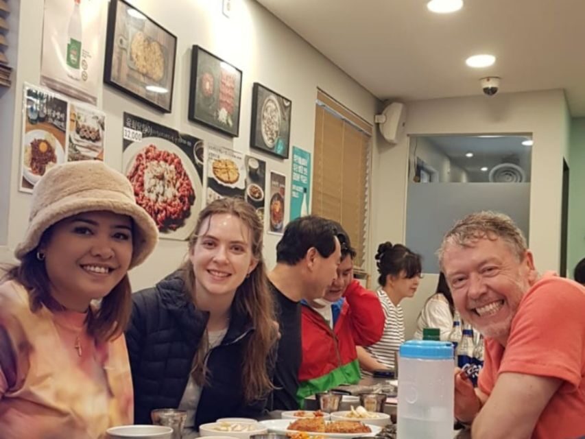 Seoul: Gwangjang Market Netflix Food Tour - Price and value: $64 for guide time plus real tastings