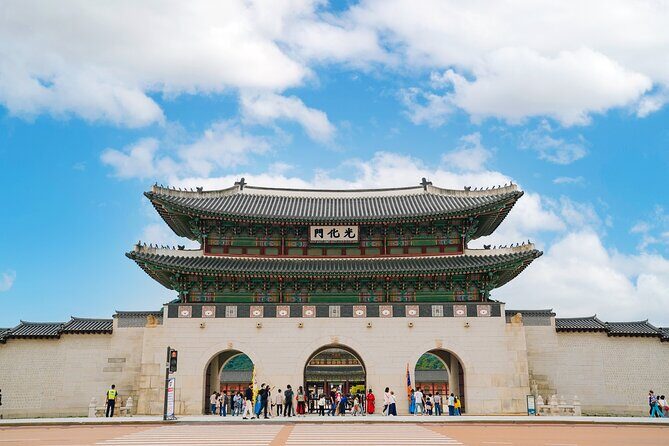 Seoul: Gyeongbokgung Palace Half Day Tour - Joseon Dynasty stories: what the guide adds to your understanding